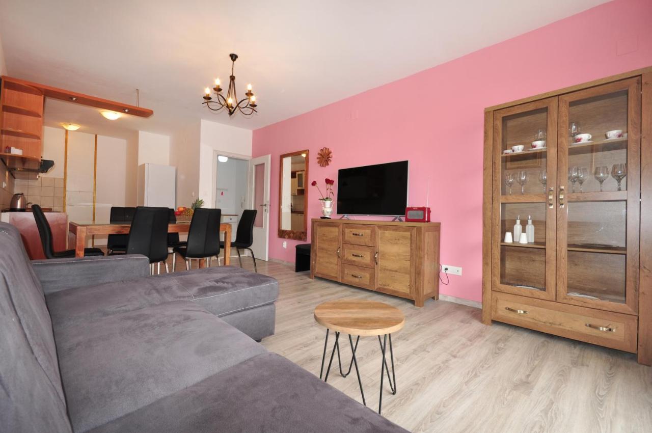 Virna Appartement Split Buitenkant foto